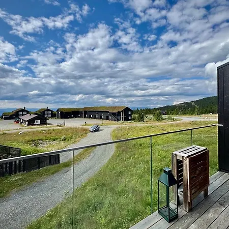 Ski-in-out With Balcony & Great Views In Hafjell Lägenhet Øyer